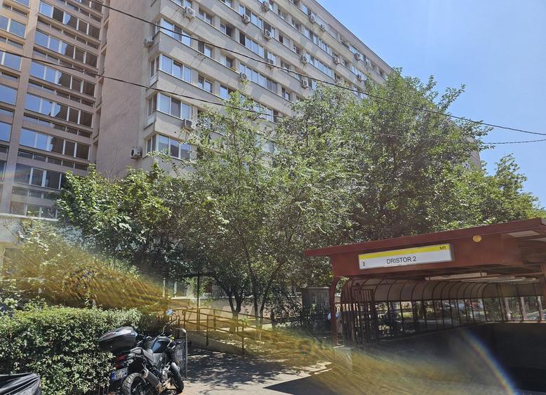 Garsoniera langa metrou Dristor, in bloc reabilitat -la cheie!