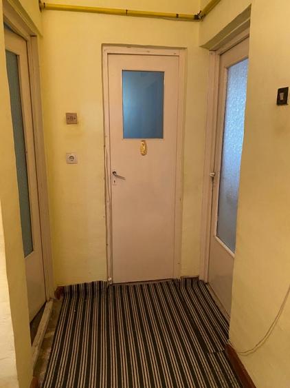 Apartament 4 camere + teren 1000mp intravilan + boxa + garaj