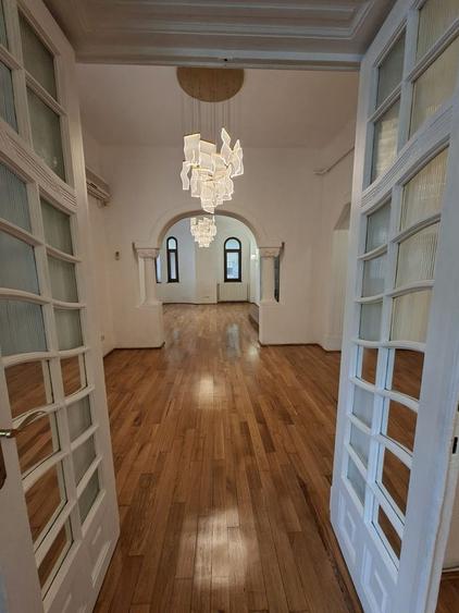 Vila singur curte, reprezentativa, renovata la stadard superior