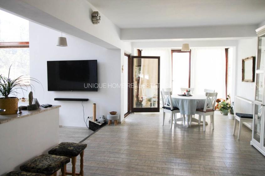 Pipera: Vila individuala cu 7 camere si teren de 500mp, renovata 2017!