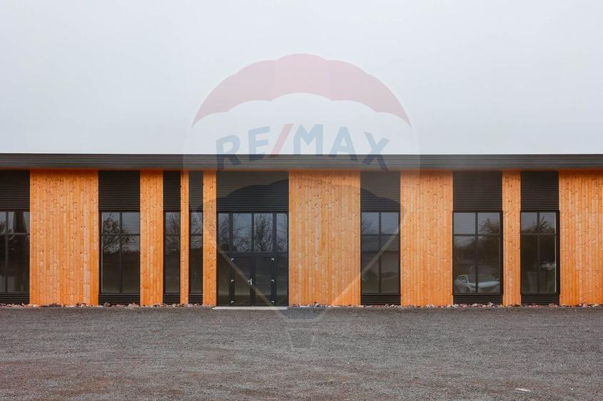 Spațiu Comercial de închiriat, 450 mp utili - Aleșd