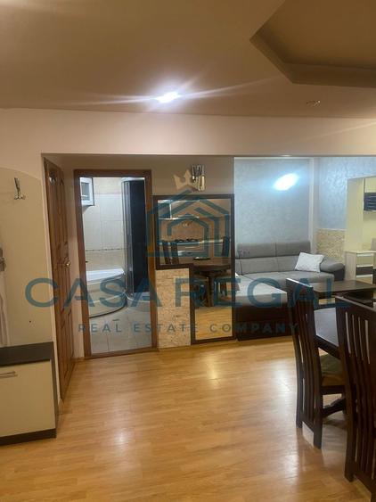 Apartament 3 camere, mobilat modern, et. 3, zona Decebal – AC, parcare la liber