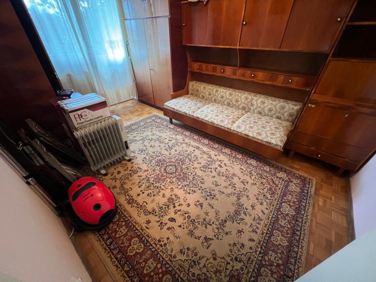 INCHIRIEZ apartament 3 camere semidecomandat, zona Milea