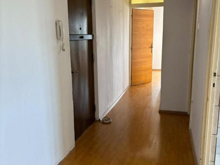Apartament - 2 Camere - Decomandat - Aviatiei