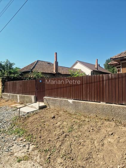Proprietate de vânzare în Dridu – teren generos și uitilități  - 2