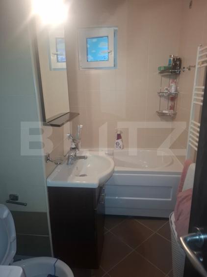 Apartament 3 camere, 77 mp, zona Micro 5