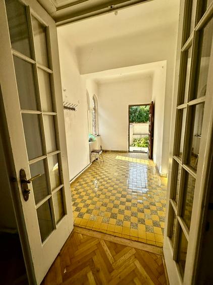 Vila individuala cu 4 camere, garaj in zona Floreasca- Barbu Vacarescu