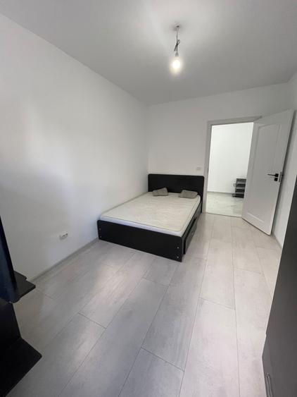 Apartament cu 2 camere decomandat, etaj 2/10, zona Alexandru cel Bun