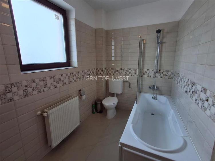 Apartament 3 camere decomandat 2 bai parcare Sura Mare - 5