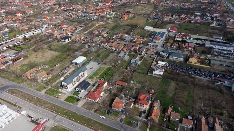 Teren 860 mp în Gai