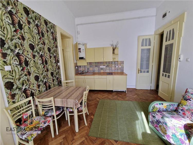 Apartament 2 camere, UMF, Ultracentral ,etaj 1, Targu Mures
