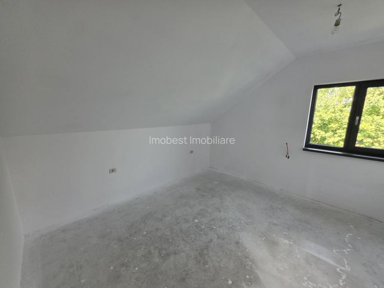 Exclusivitate! Vila P+M înaltă, 7 camere, teren 458mp, Valu lui Traian!
