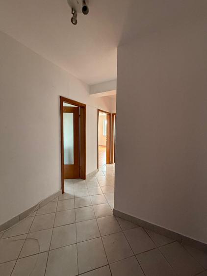 Apartament 2 camere decomandat, 62 mp, Etajul 1 din 5, Zorilor