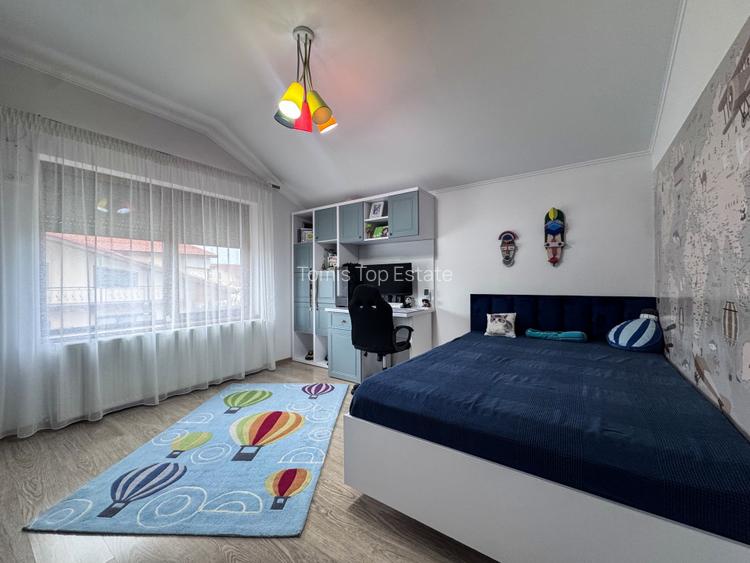 Casă/Vilă P+M de vânzare – Ovidiu Sud | 4 dormitoare | Panouri fotovoltaice | - 30