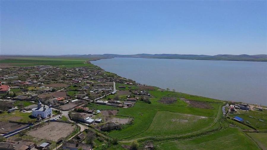 Teren de vanzare in localitatea Zebil judetul Tulcea