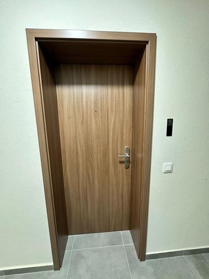Apartament 3 camere etaj 2/3