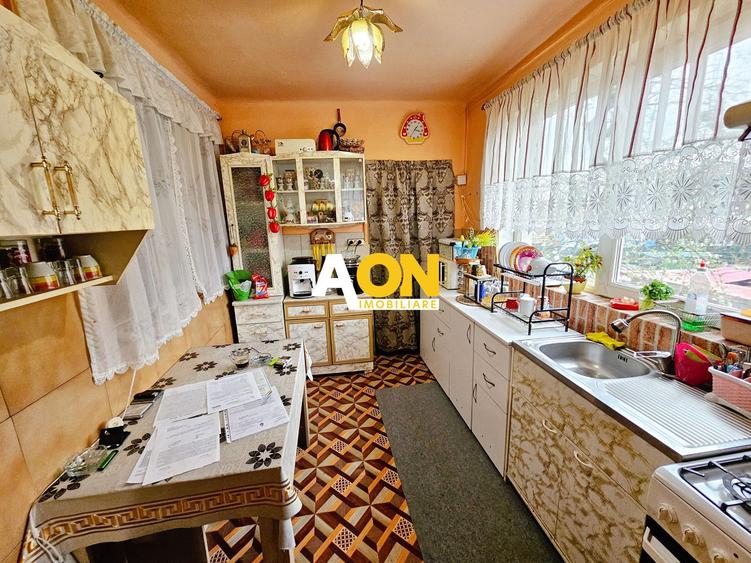 Casa 6 camere, 389 mp teren, P+1, in zona Garii