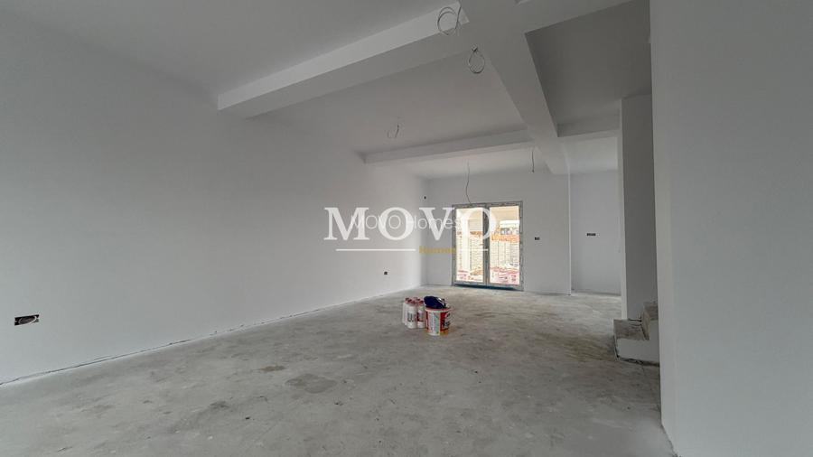 Duplex despartit | Mosnita Noua Zona de Kaufland | Toate utilitatile