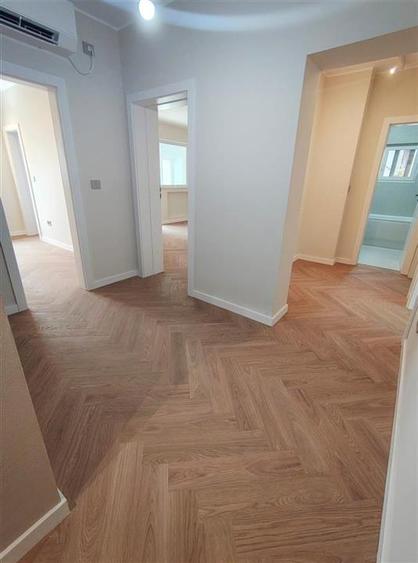 Ocazie - Copou - Parc - Apartament 4 camere cu garaj si boxa