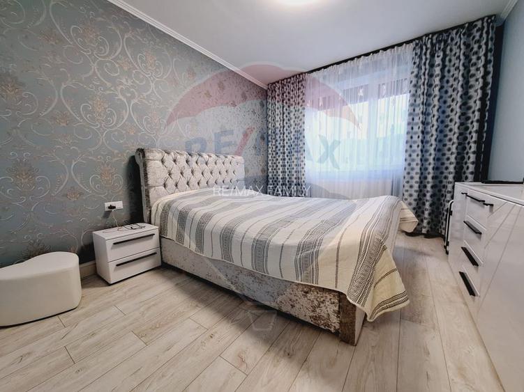 Casă / Vilă cu 5 camere de vânzare - 3