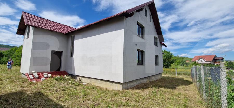 Casa de vanzare, 240 mp, zona jelna, teren 10 ari