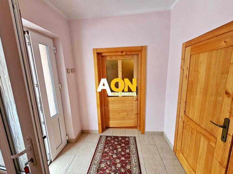 Casa locuibila cu 3 camere, cu pivnita, Cetate, zona Liceului Sportiv