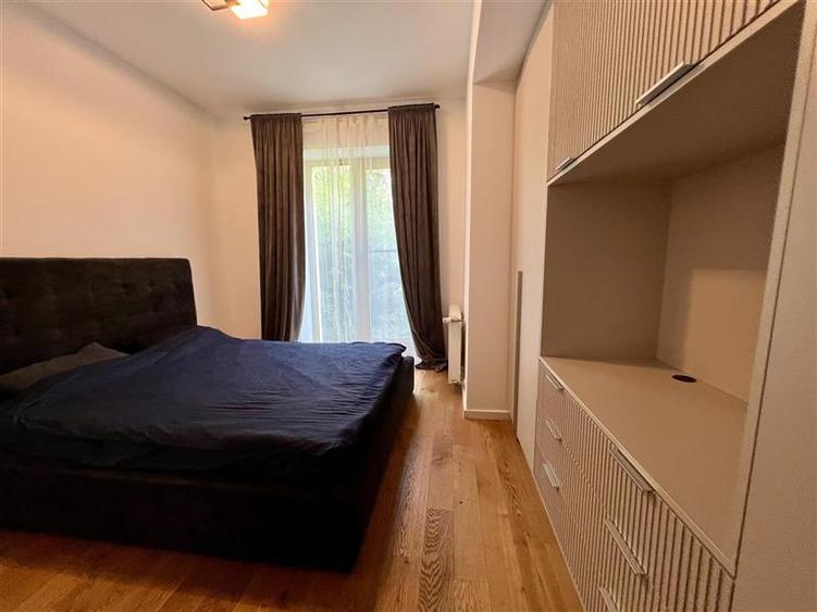Apartament modern 2 camere II Curte proprie II Loc parcare suberan
