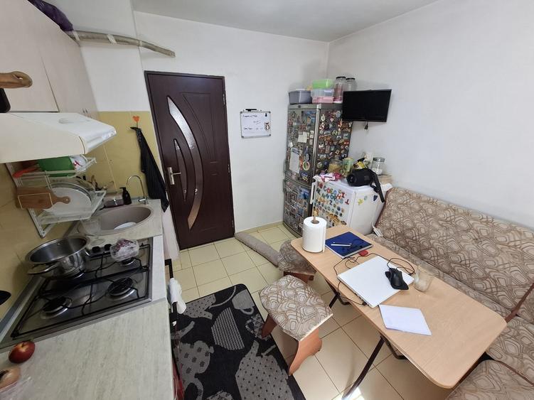 Apartament cu trei camere parter Inel II