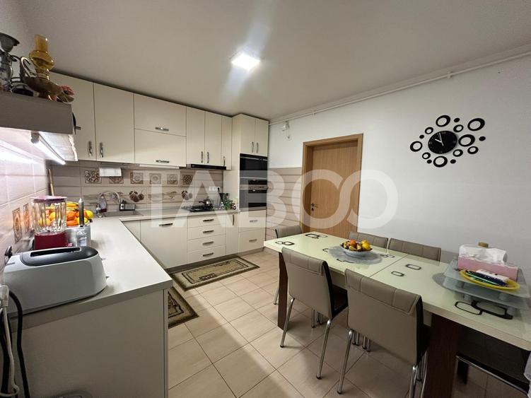 Casa individuala cu piscina incalzita 5 camere acces auto Turnisor