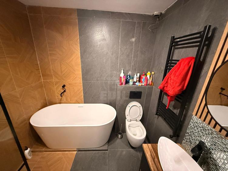 Casa insiruita de vanzare zona Sesul de Sus