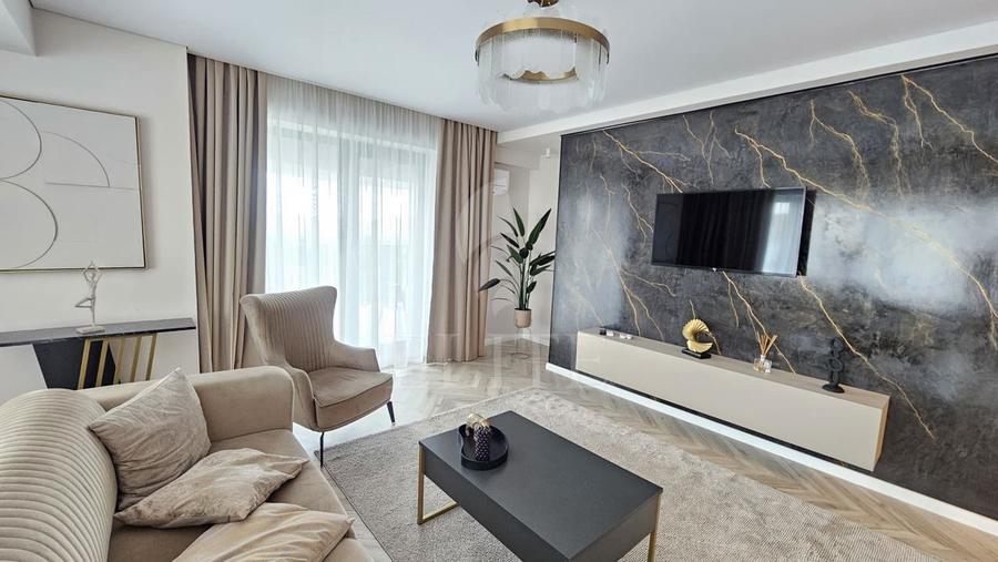 Apartament 3 camere în zona MAGAZINUL PENNY