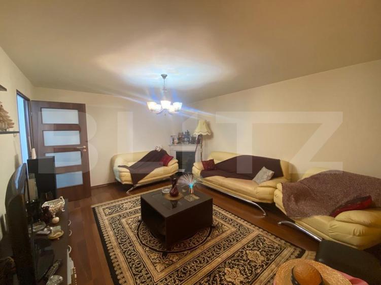 Apartament 4 camere, prima inchiriere, 105mp cu centrala termica, zona 1 Mai