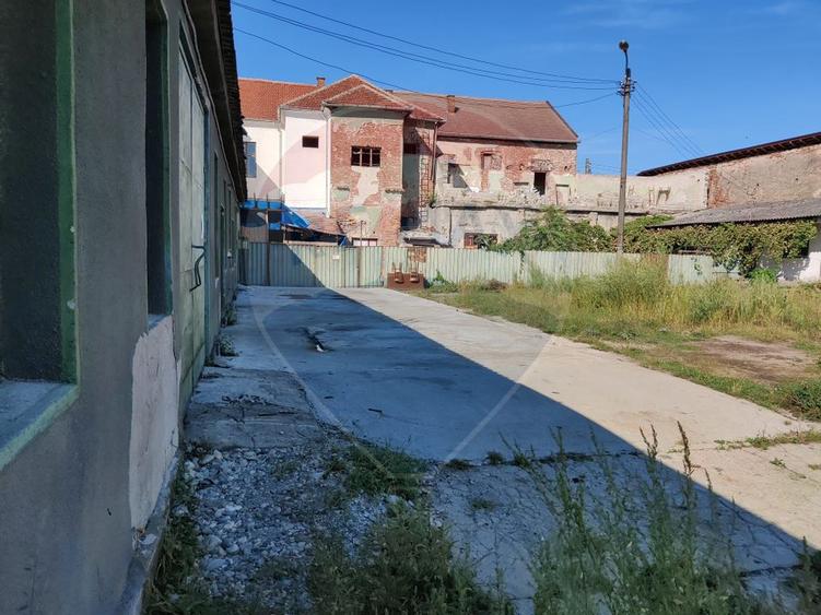 Spațiu industrial de vanzare in Ilia, jud Hunedoara, la 3 km de A1
