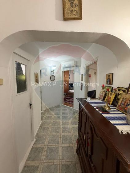 Apartament cu 3 camere de vânzare în zona Capitol - 4