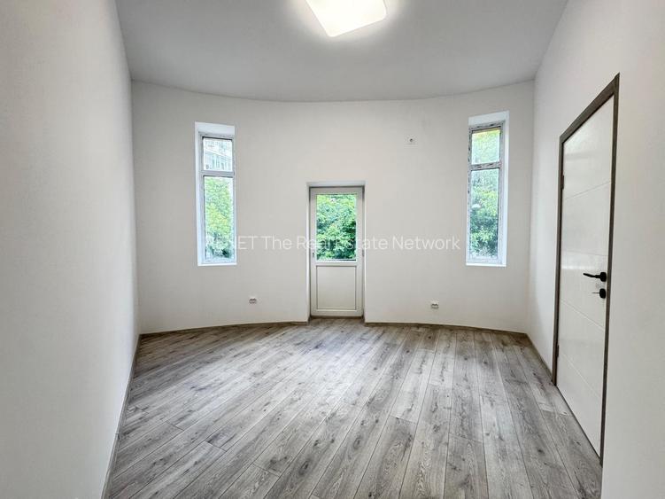 Spațiu renovat lângă Mitropolie | pretabil birouri | etaj 1 - 11
