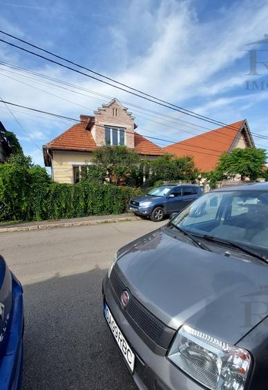 Casa din perioada interbelica la 3 minute de centru