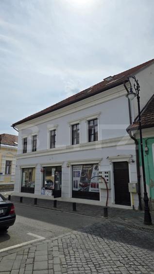 Apartament de lux, 3 camere, ultracentral–eleganță și confort în inima orașului
