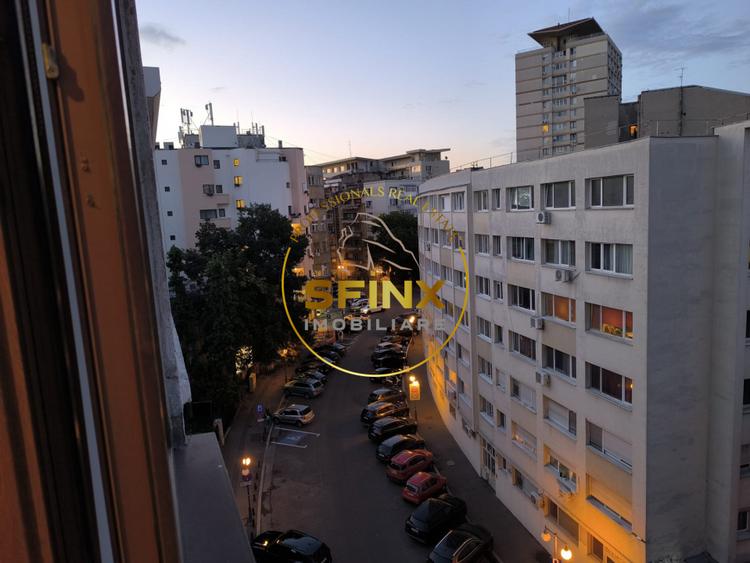 2 camere Cismigiu/ bloc interbelic/ 68 mp/ centrala proprie