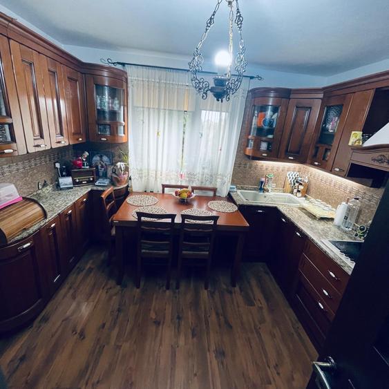 Casa individuala, P+M, zona cetate, complet mobilata si utilata