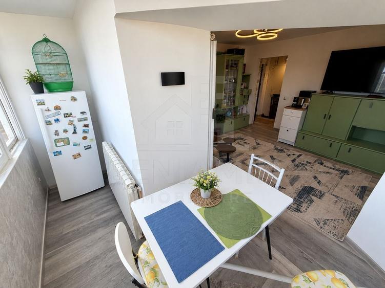 2 camere - 1 Mai Sara - 47mp - renovat - mobilat - 1984 -bilateral