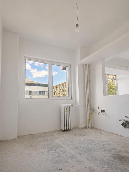 Proprietar, 3 camere, 62 mp, renovat parțial, Progresului