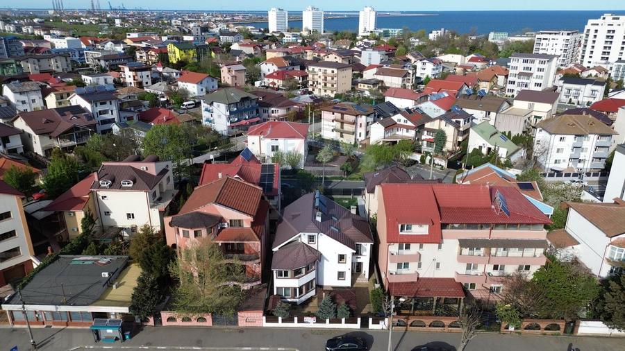 Pensiune de vanzare in Eforie Nord , Marea Neagra 300 mp teren
