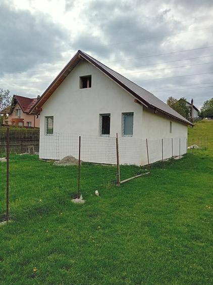 Casa de vanzare, 3 camere, 92 mp, in zona Ciritei, Cod 161628