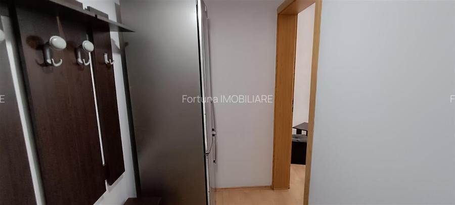 Inchiriere garsoniera in bloc nou, zona Garii - 6