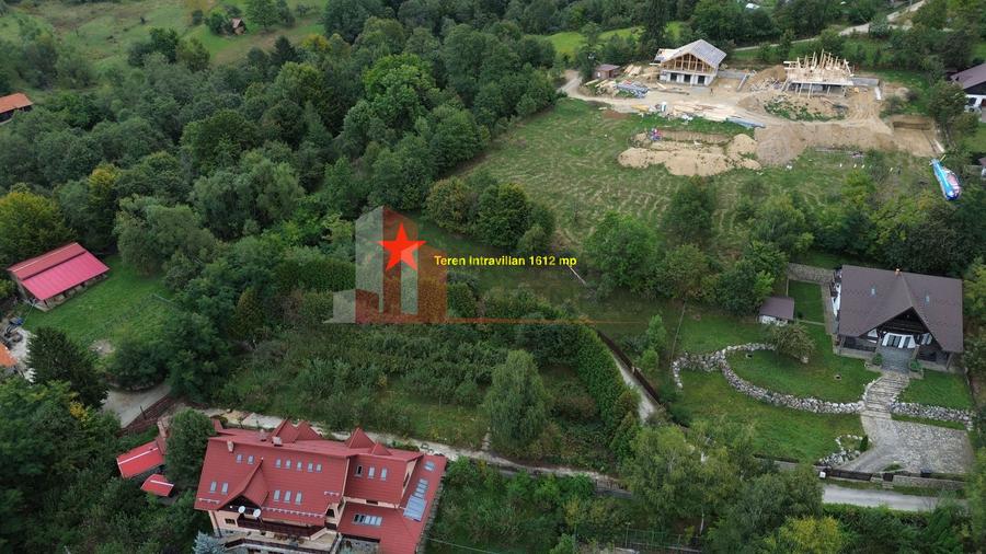Teren intravilan 1.612 mp | 2 fronturi | Vedere Bucegi | Bran Poarta