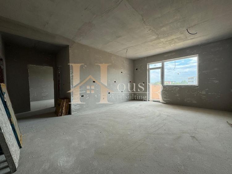 Apartament la etajul 2 cu dormitor de 18 m.p. ! Strada asfaltata.