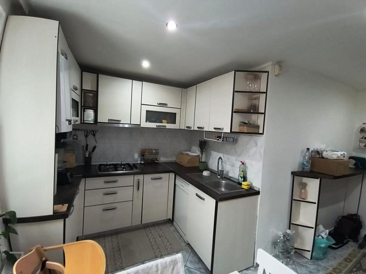 APARTAMENT DE VANZARE IN SIRET – 4 camere | Etaj 1