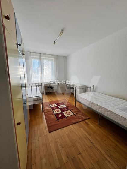 3 CASUTE IN MIJLOCUL NATURII - 21