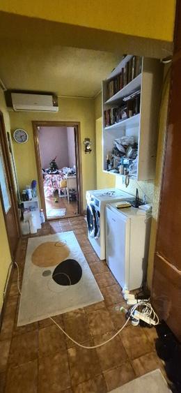 Apartament cu 4 camere vis-a-vis de Biserica Alba