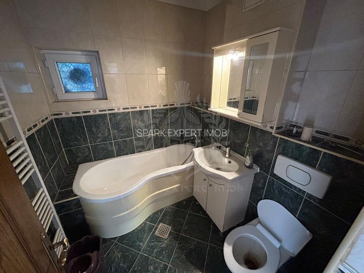 APARTAMENT 3 CAMERE/ PIAȚA MIHAI// VITEAZUL //ETAJ 1 //DECOMANDAT - 16